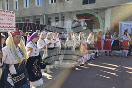 Село Неговановци - празник на народната носия