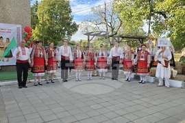 Село Неговановци - празник на народната носия