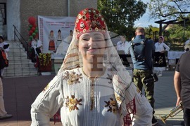 Село Неговановци - празник на народната носия