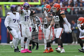Vikings Browns Football