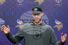 Vikings Browns Football