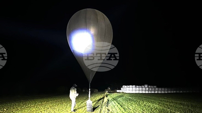 Летището на Вилнюс е затворено заради появата на балони с контрабанда