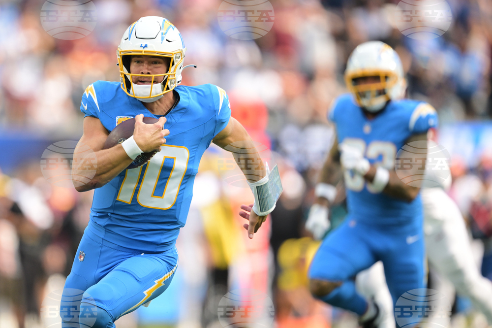 Commanders Chargers Football