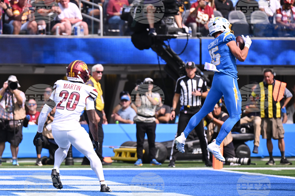 Commanders Chargers Football