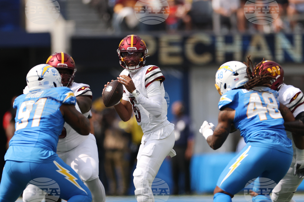 Commanders Chargers Football