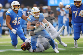 Commanders Chargers Football