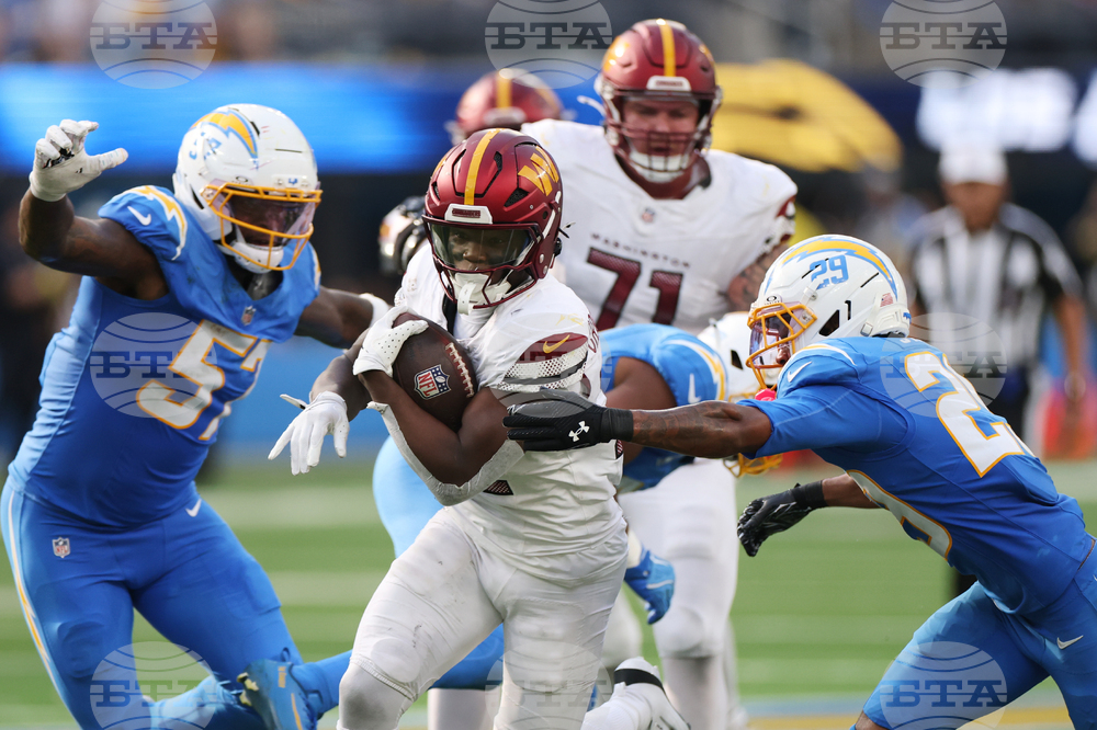 Commanders Chargers Football