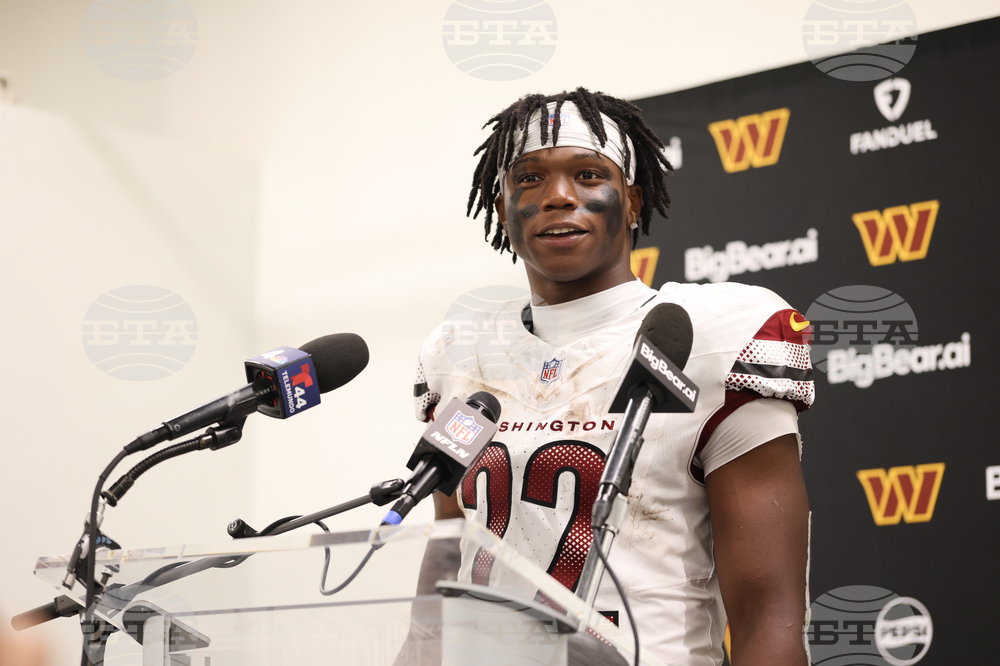 Commanders Chargers Football