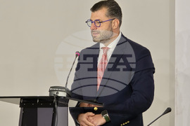 Ловеч - Национална информационна кампания за въвеждане на еврото в България - Методи Методиев