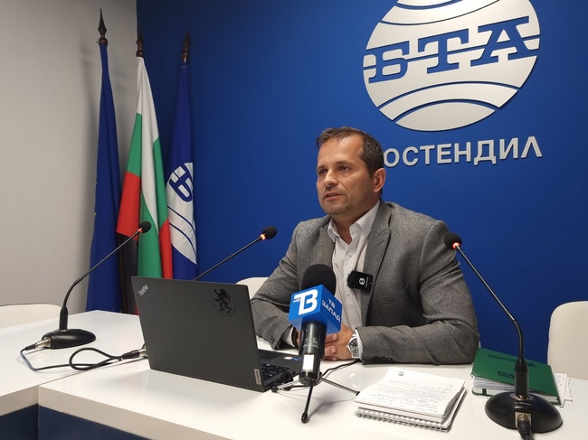 Пресконференция на депутатът от партия "Възраждане" Димчо Димчев