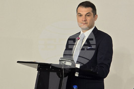 Ловеч – Национална информационна кампания за въвеждането на еврото в България - Павлин Петров