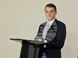 Ловеч – Национална информационна кампания за въвеждането на еврото в България - Павлин Петров