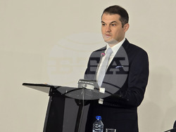 Ловеч – Национална информационна кампания за въвеждането на еврото в България - Павлин Петров