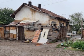 Враца - събаряне на къщи