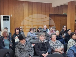 Брезник - Национална информационна кампания за въвеждане на еврото в България - среща