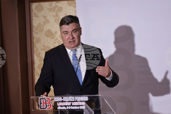 Хърватският президент Зоран Миланович: Би било зловещо да се съветва Украйна да продължи да воюва с Русия