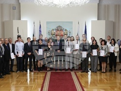 Президентска инициатива - награда „Джон Атанасов“ - отличия - връчване