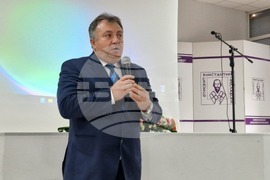 Шумен - кръгла маса - Шуменски университет „Епископ Константин Преславски“