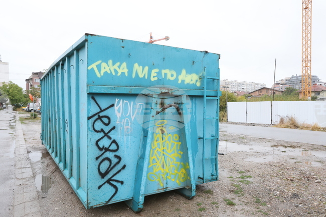 Район "Слатина" ще предостави камиони за справяне с кризата с отпадъци в "Люлин" и "Красно село"