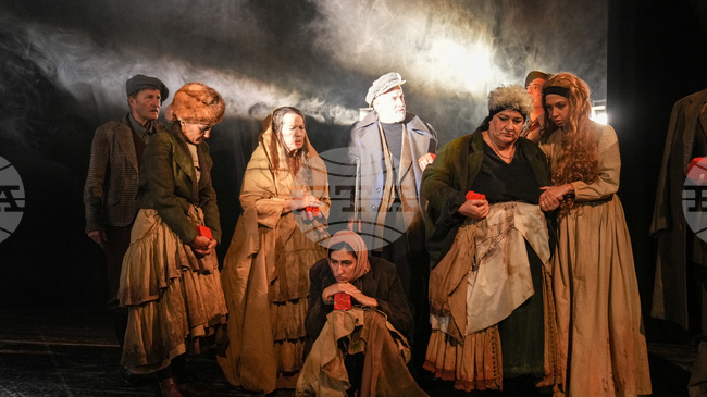  Родопският драматичен театър „Николай Хайтов“ представя „Албена“ пред старозагорската публика