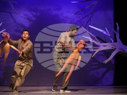 Режисьорът Марий Росен дебютира в кукленото изкуство с „Братята с лъвски сърца“, снимка – Столичен куклен театър/ Милена Стойкова