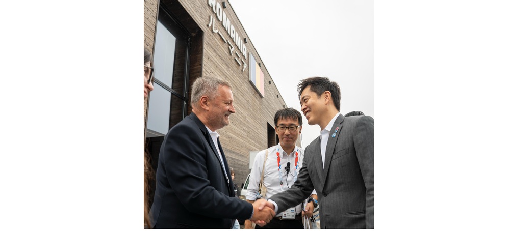 Аджерпрес: Губернаторът на префектура Осака посети павилиона на Румъния на Експо 2025