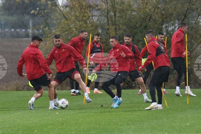 Кирил Десподов, Димитър Митов, Иван Турицов и Росен Божинов не излязоха за тренировката на националния тим 