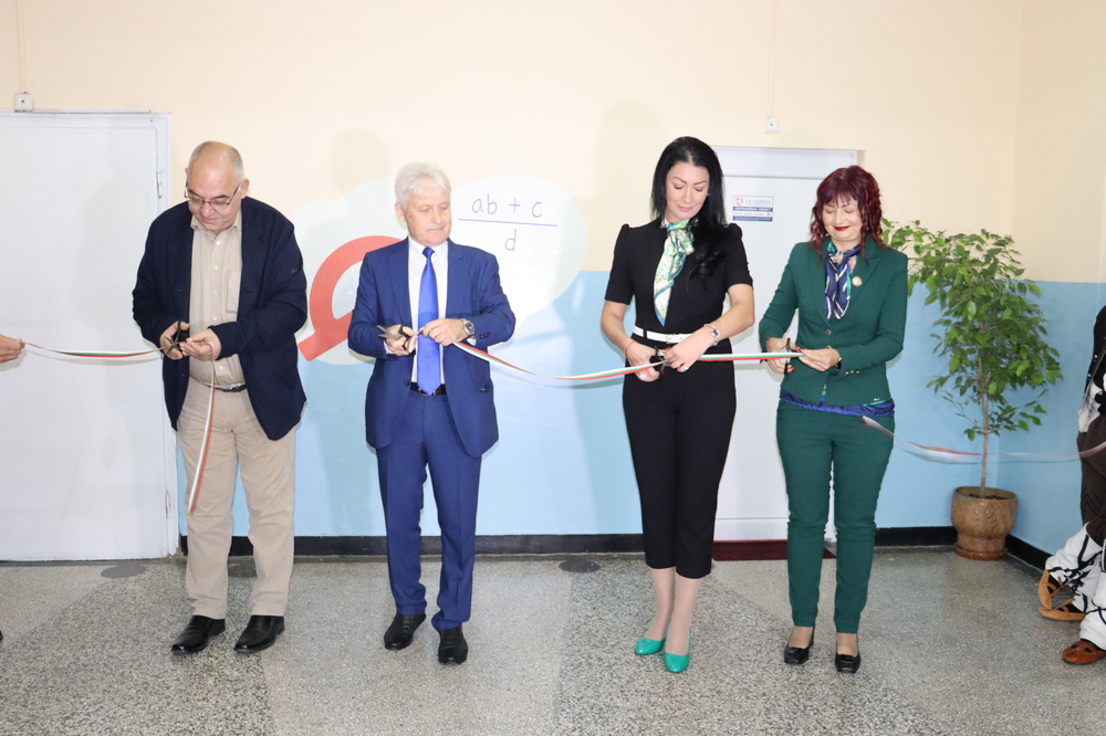 STEM център е открит в Основно училище „Н. Й. Вапцаров“ в Попово