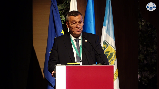 България е утвърден производител на вино, отговарящ на изискванията за качество и защита на произхода, каза земеделският министър Георги Тахов