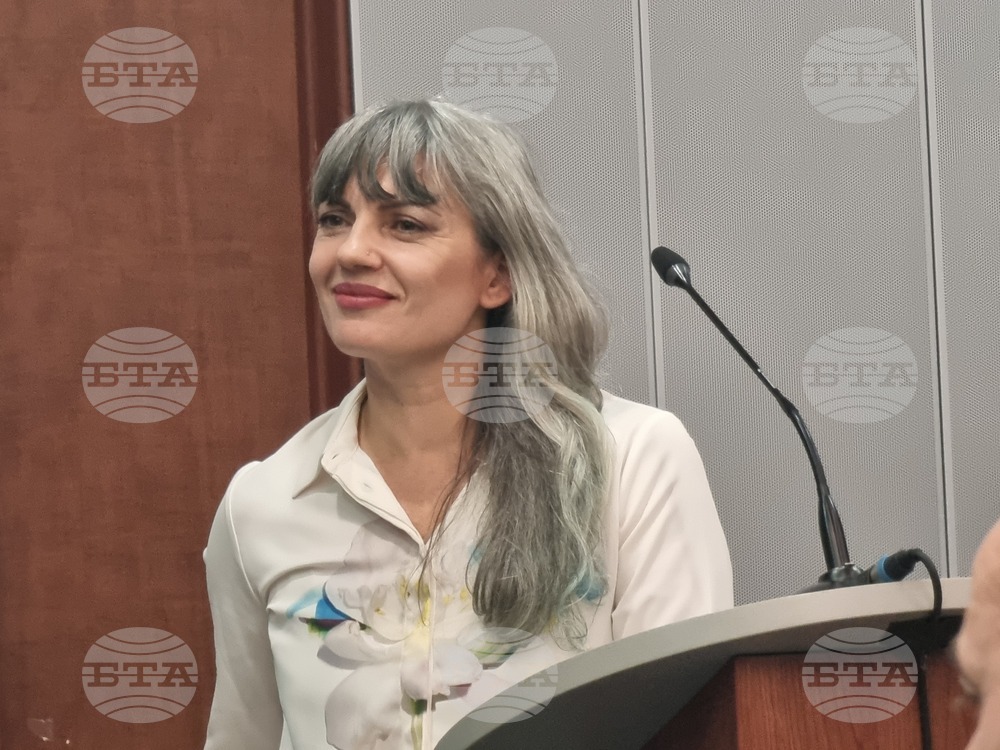 Майлинда Брегаси - книга - представяне