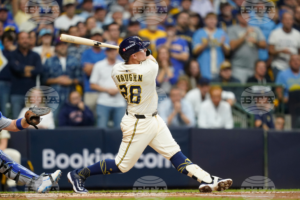 NLDS Cubs Brewers Baseball