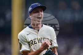 NLDS Cubs Brewers Baseball