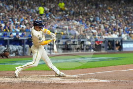 NLDS Cubs Brewers Baseball