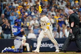 NLDS Cubs Brewers Baseball