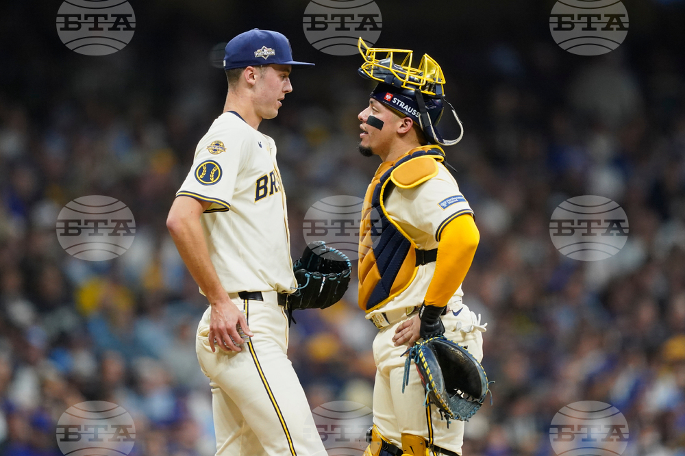 NLDS Cubs Brewers Baseball