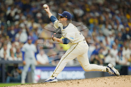 NLDS Cubs Brewers Baseball