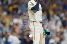 NLDS Cubs Brewers Baseball