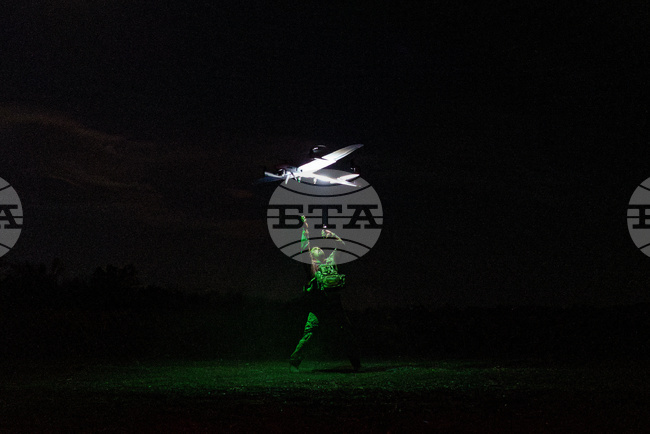 Украйна свали тази нощ 69 от общо 82 руски дрона, съобщиха ВВС