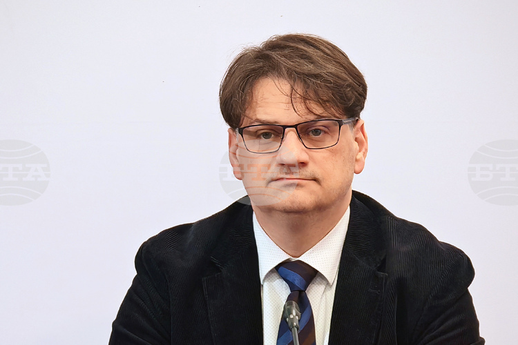 Euro Adoption Will Bring Greater Security, Predictability, Stability to Cultural Sector, Minister Says