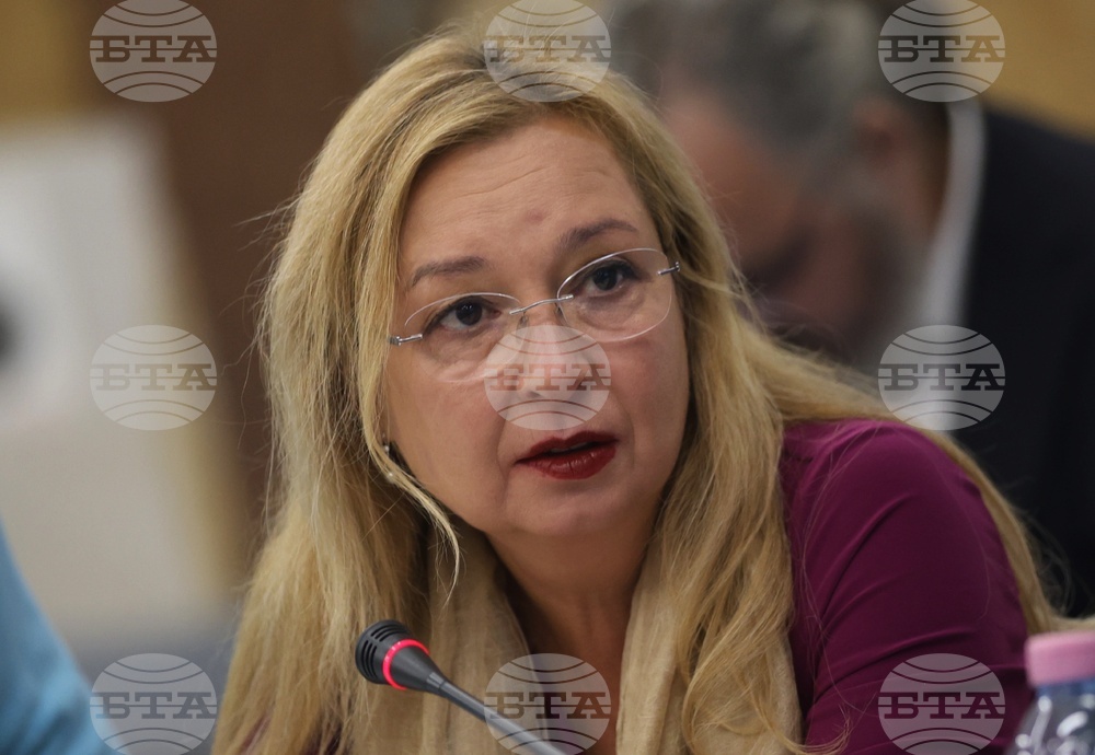 Поздравителен адрес от Зорница Русинова, председател на Икономически и социален съвет до генералния директор на БТА г-н Кирил Вълчев по случай преизбирането му за нов петгодишен мандат начело на Агенцията