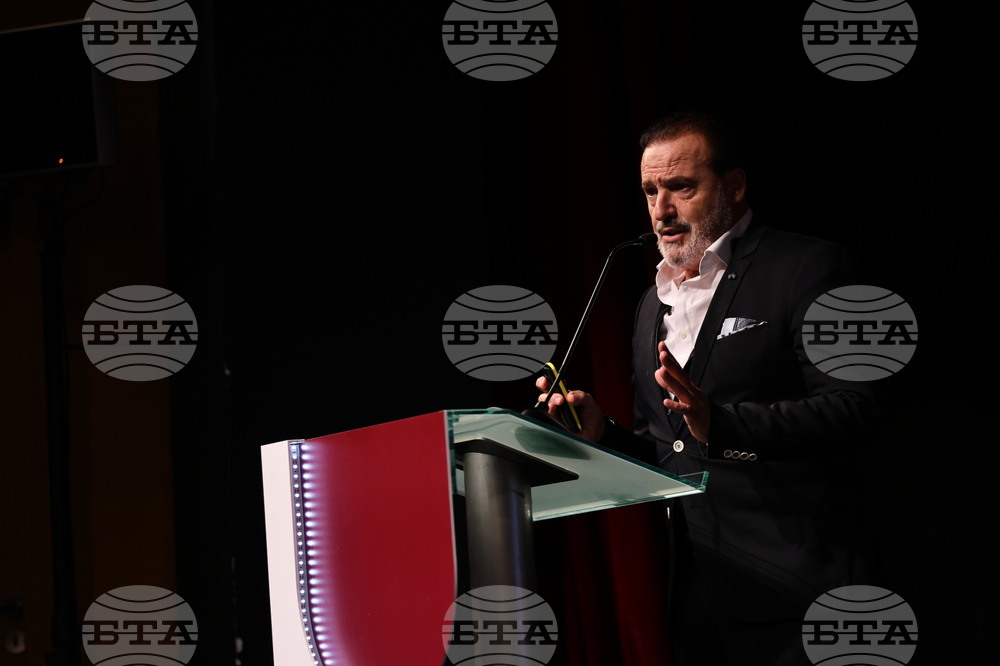 Виното е най-добрият начин да спрем времето и да го затворим в бутилка, каза испанският винопроизводител Хуан Хесус Валделана в Пловдив