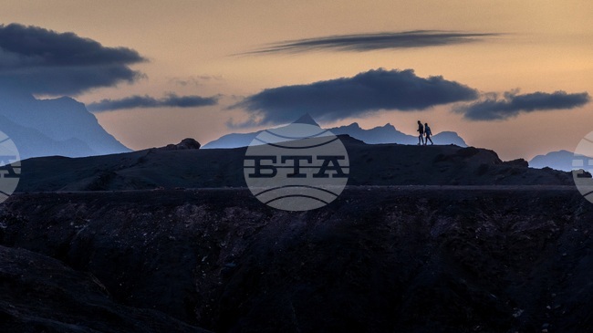 Бурята "Тереза" връхлетя Тенерифе