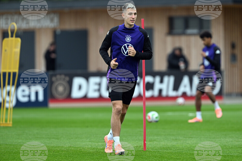 Контузеният Нико Шлотербек е под въпрос за участие в световните квалификации с тима на Германия