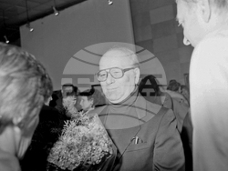 София (14 ноември 1986) Моменти от откриването на изложбата на изтъкнатия наш художник Димитър Механджийски (на снимката) в залата на ул. "Шипка" 6. Пресфото-БТА, снимка: Димитър Алтънков/архив