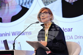 Пловдив - Ванина Манини Уилямс - ученето на езици