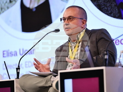 Пловдив - Ванина Манини Уилямс - ученето на езици