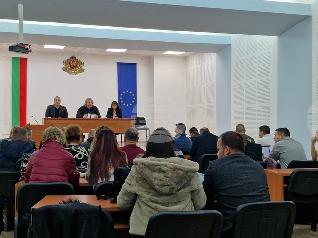 Общинският съвет в Свищов ще кандидатства с проект за рекултивация на клетка на Регионалната система за управление на отпадъци 