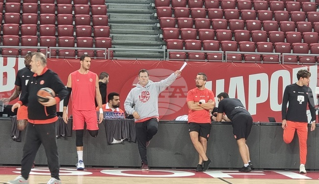 Треньорът на Апоел Тел Авив Димитрис Итудис: "Мачът срещу Макаби е много важен за нас"