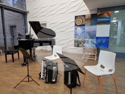 Бургас - младите в изкуството „Дълбокото синьо море“ -  фестивал откриване