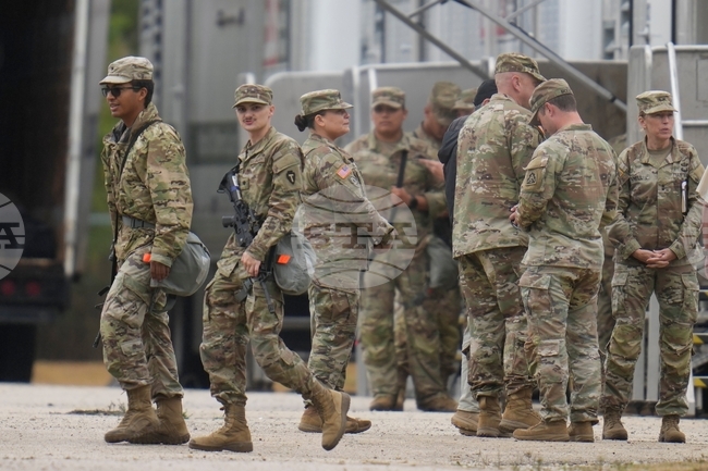 Петстотин военнослужещи от Националната гвардия на САЩ бяха мобилизирани в района на Чикаго
